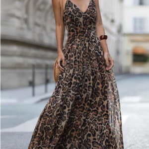 Vestido Longo Com Estampa de Onça